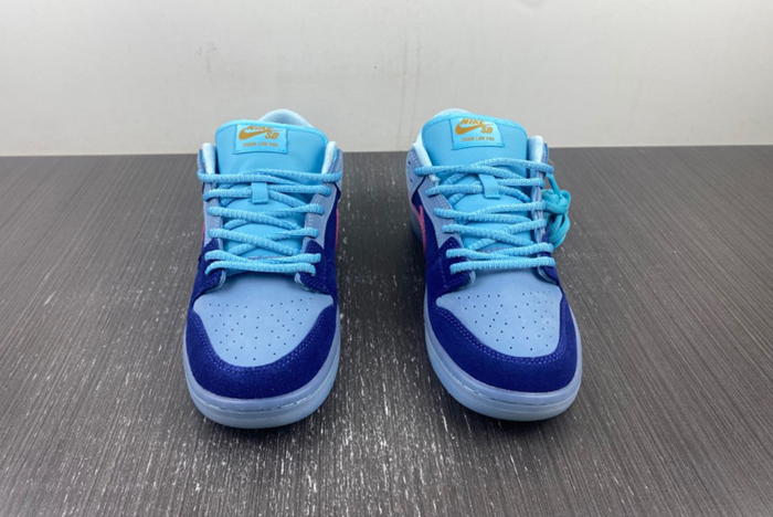 Nike SB Dunk Low Run The Jewels - DO9404-400