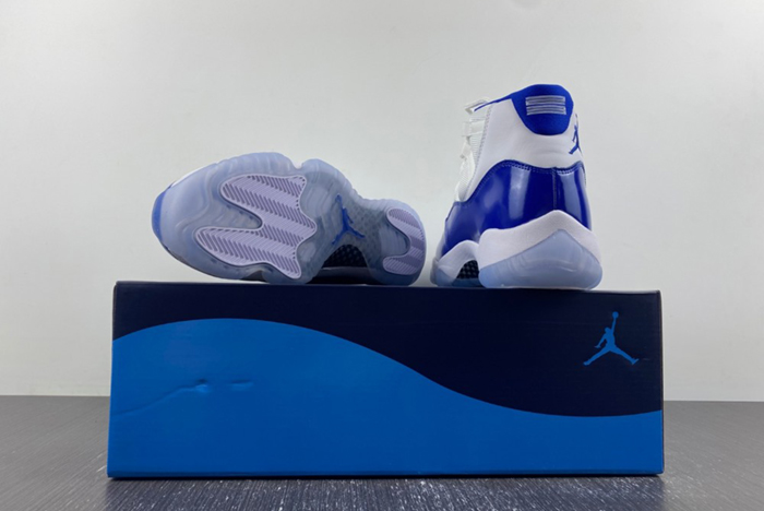 Air Jordan 11 blue CT8012-114