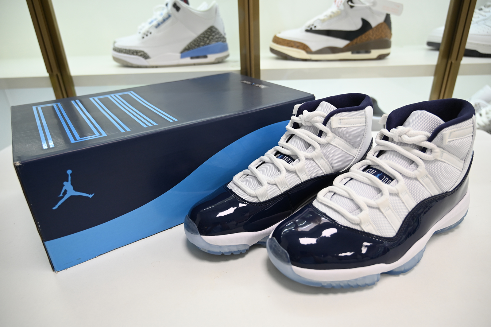 Air Jordan 11 Midnight Nav 378037-123