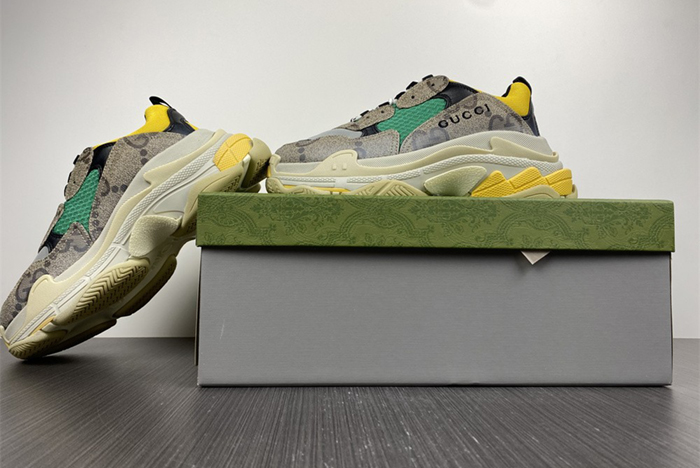 *BALENCIAGA 1.0  681067 UMO20 9766