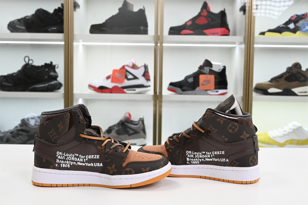 Louis V  x Off-White  x Air Jordan 1 Customs MENS AQ0818-158