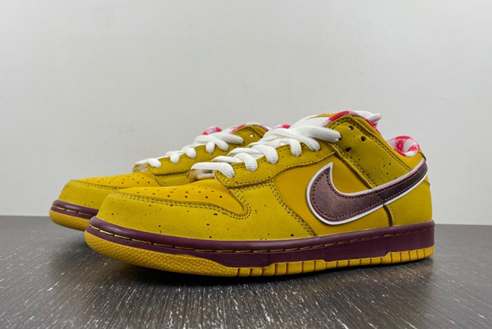 Nike SB Dunk Low Yellow Lobster Men