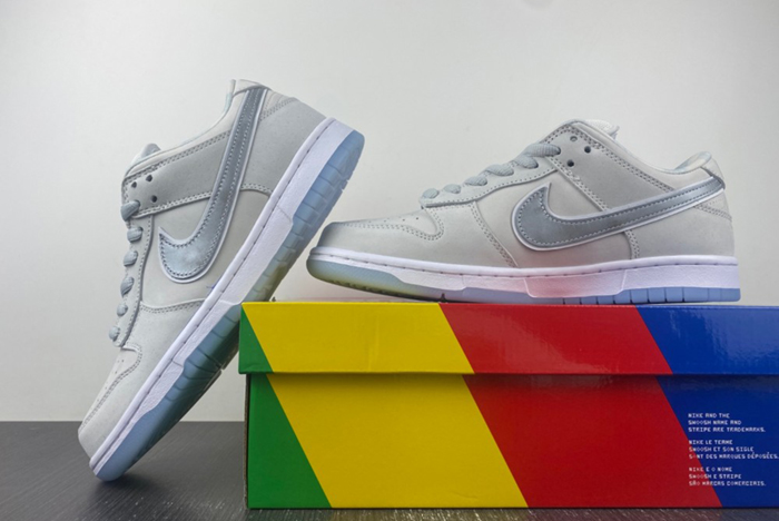 Nike SB Dunk Low White Lobster FD8776-100