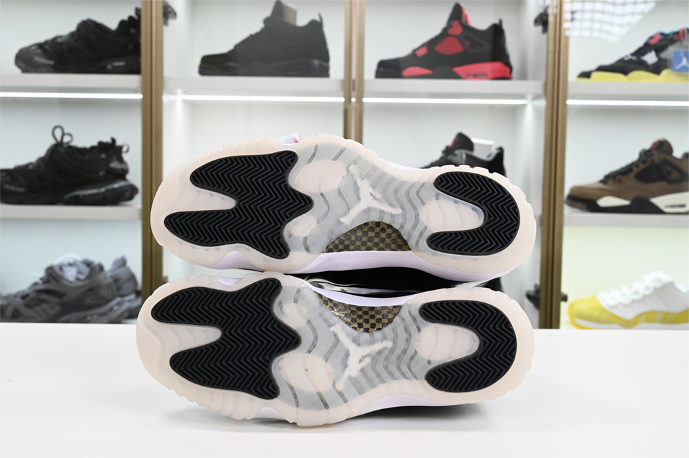 Air Jordan 11“DMP” CT8012-170