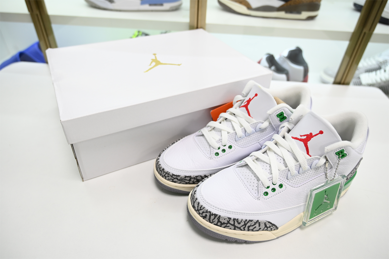 Air Jordan 3 Lucky Green WMNS CK9246-136