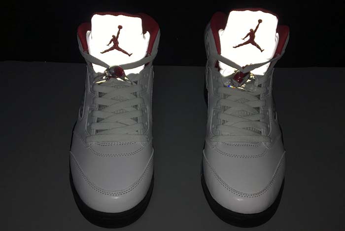 AIR JORDAN 5 RETRO FIRE RED DA1911-102