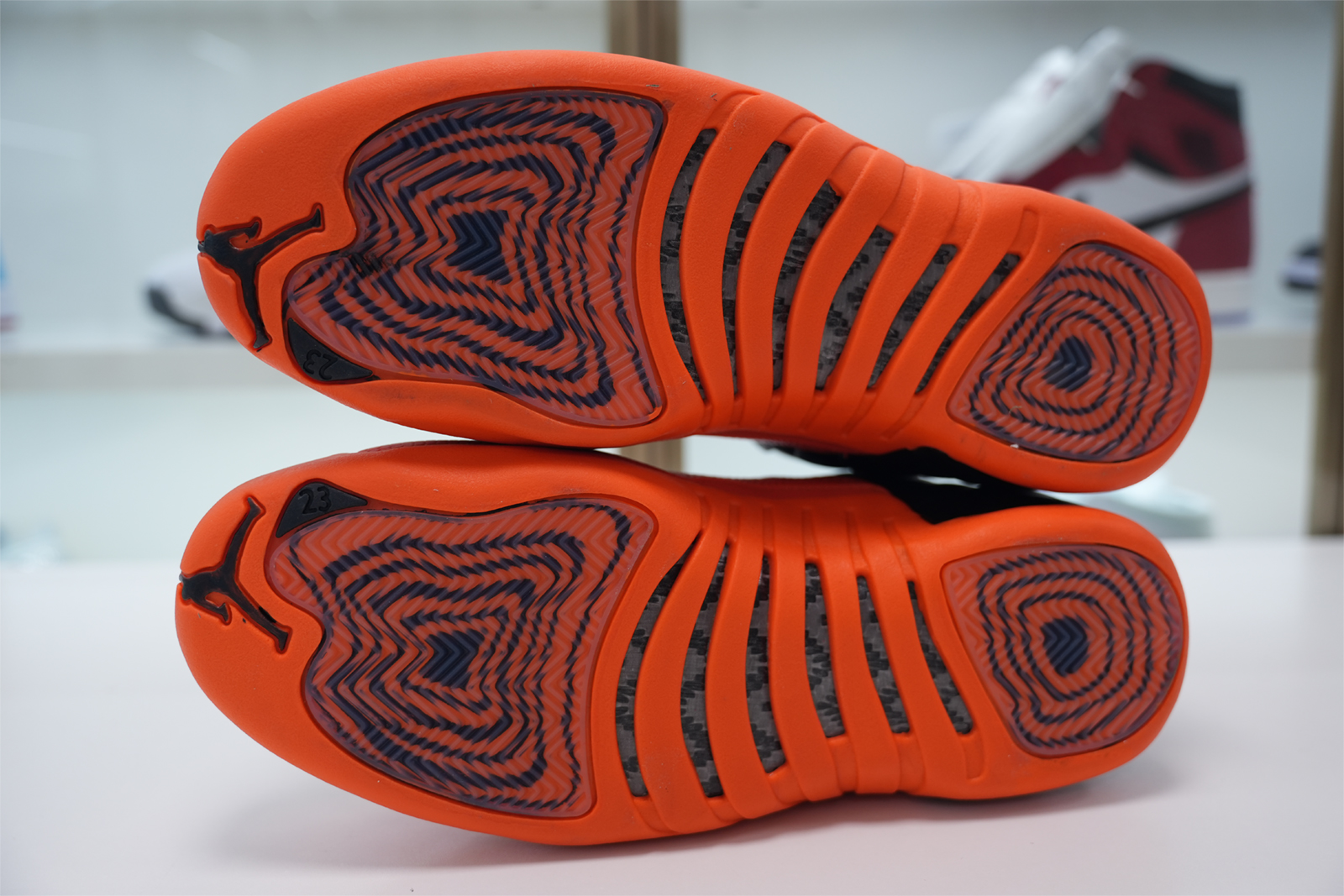 Air Jordan 12 WMNS “Brilliant Orange” FD9101-081