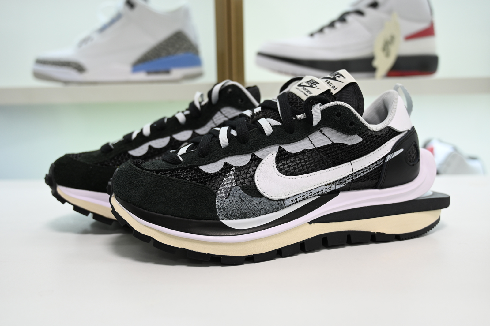 Nike Vaporwaffle sacai Black White CV1363-001