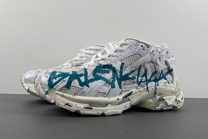 BALENCIAGA -Runner 7.0 blue letters 772774 W3RNY 0133