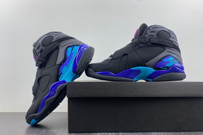 Air Jordan 8 Retro