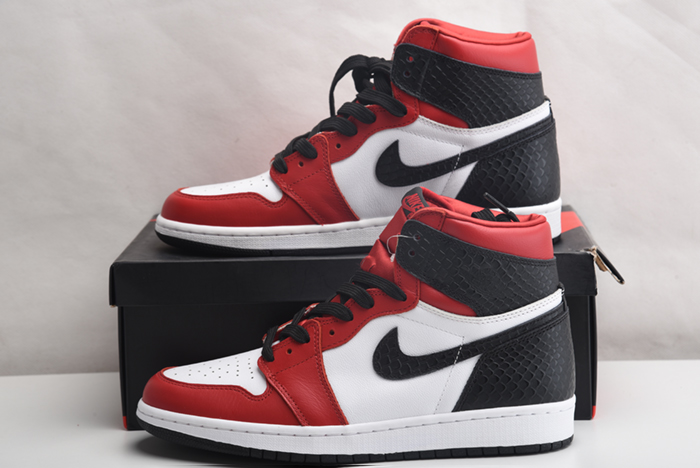 Air Jordan 1 High OG WMNS “Satin Snake” CD0461-601