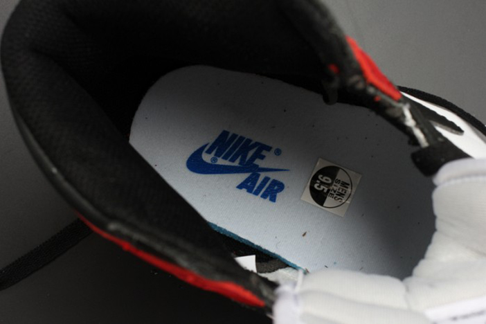 AIR JORDAN 1 High OG "Black Toe" white/ black-varsity red mens 555088-125