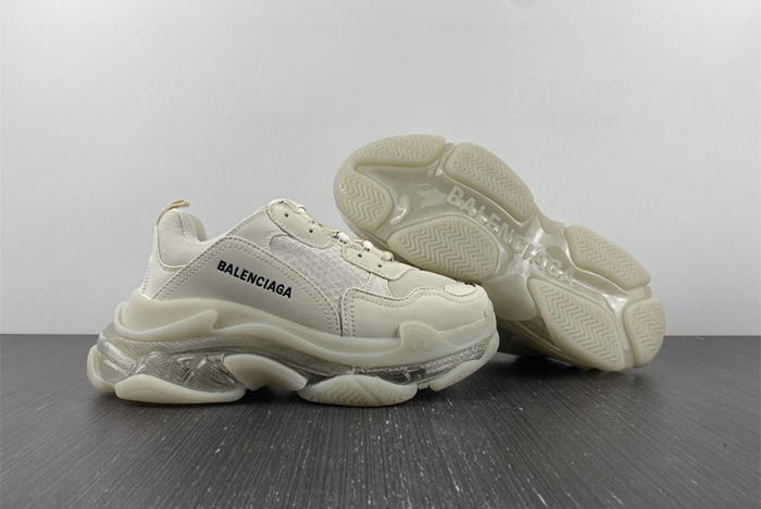 Balenciaga Triple S Black Sneaker 544351 W1084 0315
