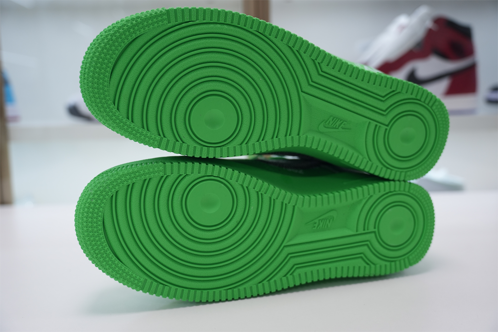 Off-White  x Nike Air force 1 Low Green DX1419-300