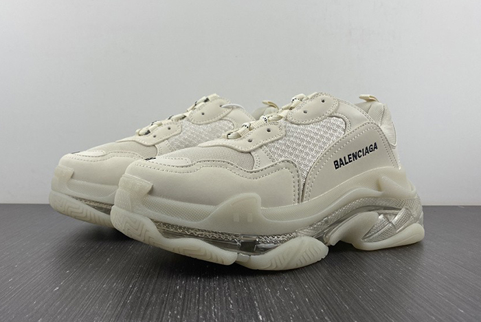 Balenciaga Triple S Black Sneaker 544351 W1084 0315