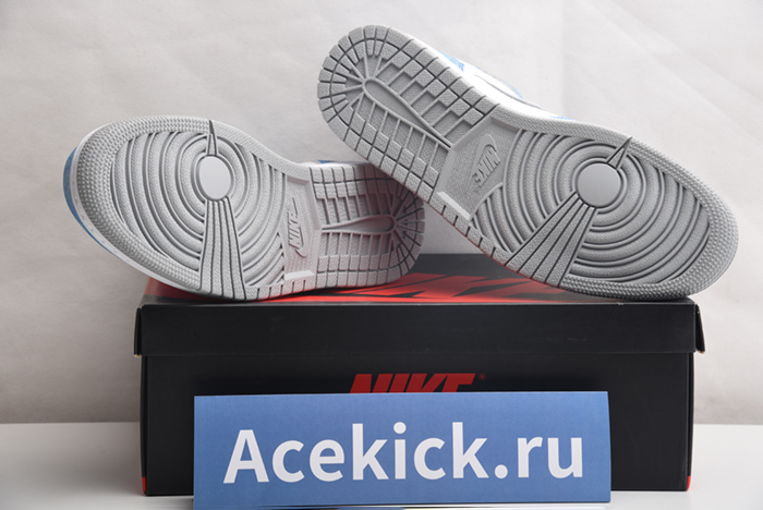 Air Jordan 1“ Hyper Royal” 555088-402