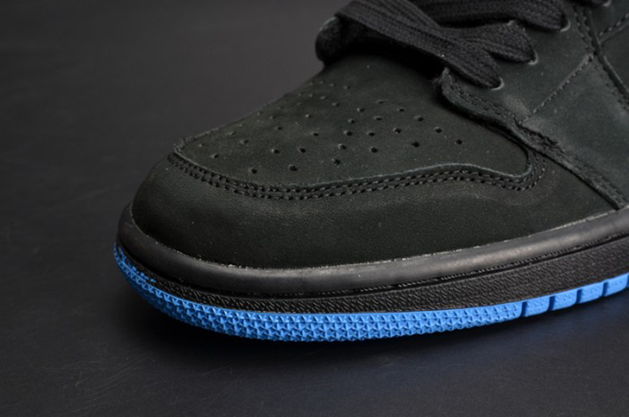 Air Jordan 1 Retro High OG "Quai 54"  Black/Italy Blue-University Red mens AH1040-054