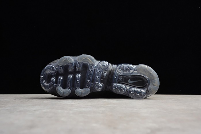 Nike Air Vapormax Flyknit 2.0 Running Sneakers Black/Grey mens 942842-001