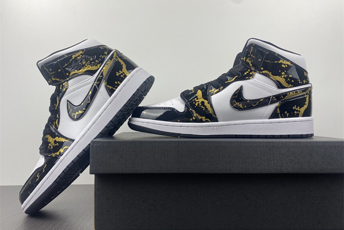 AIR JORDAN 1 Mid Island Green   554724-132