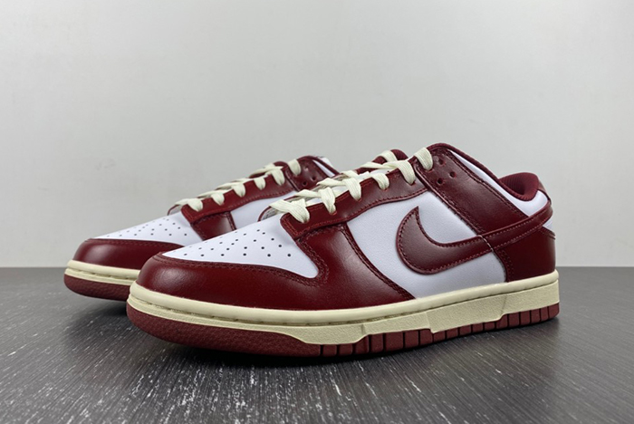 Nike Dunk Low PRM Vintage Team Red (Women's) FJ4555-100