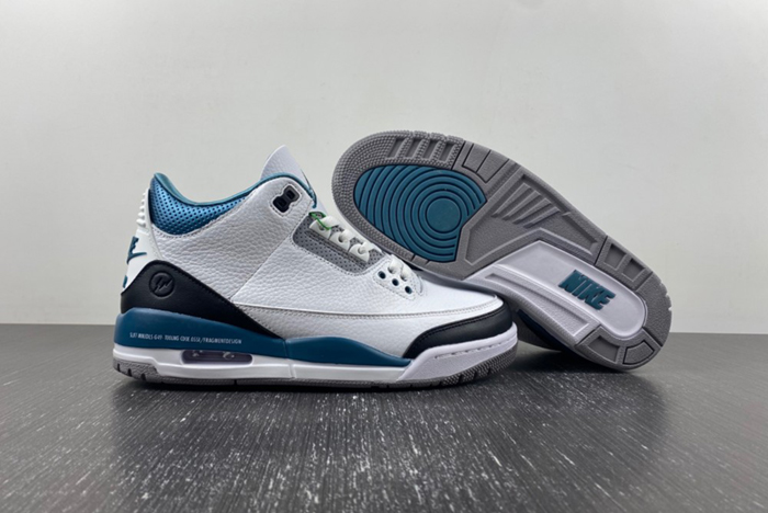 Air Jordan 3 AJ3 Lightning Blue 136064-660