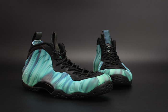 Nike Air Foamposite One "Northern Lights" Black/Green mens 840559-001