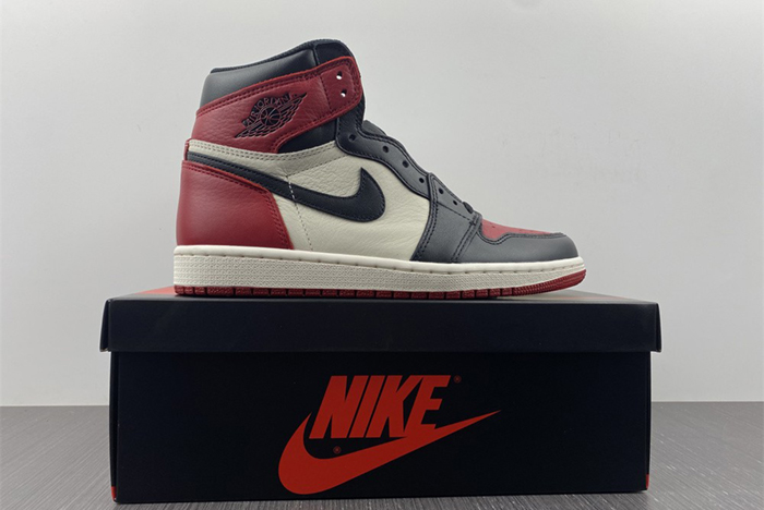 Air Jordan 1 Retro High Bred Toe AJ1 555088-610