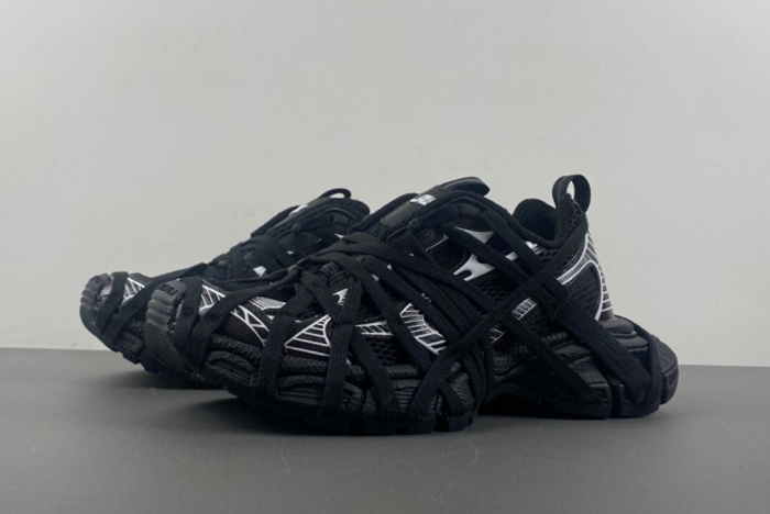 Balenciaga 3XL black and white strap 734734 W3XL1 1090