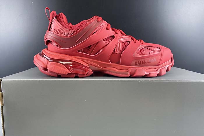 Balenciaga Track 3.0 542023 W2LA1 6000