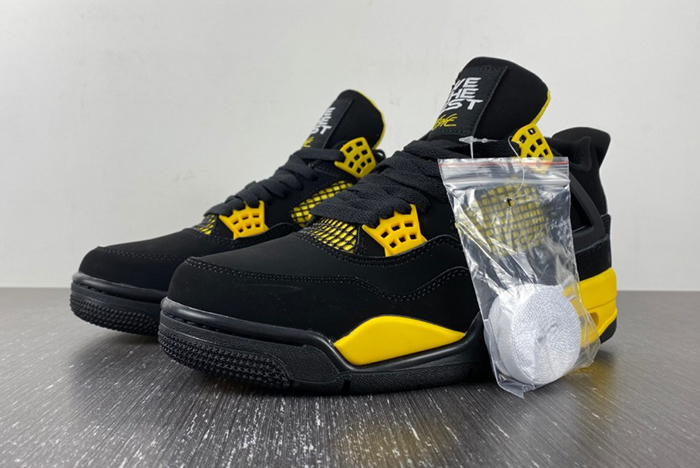 Jordan 4 Retro Thunder (CUSTOM EDITION) - DH6927-017
