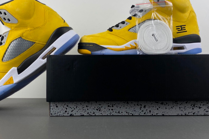 Air Jordan 5  Tokyo IO3372-700