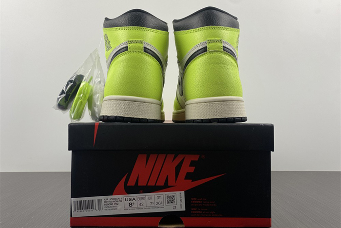 Air Jordan 1 Retro High OG「Visionaire」555088-702