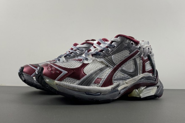 Balenciaga Runner Burgundy 772774 W3RBW 0312