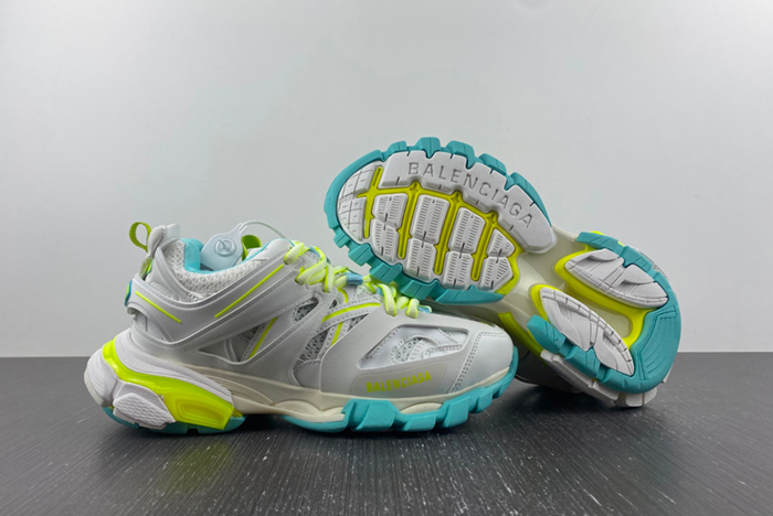 Balenciaga 3.0  Track Sneaker 542436 W3AC6 9704