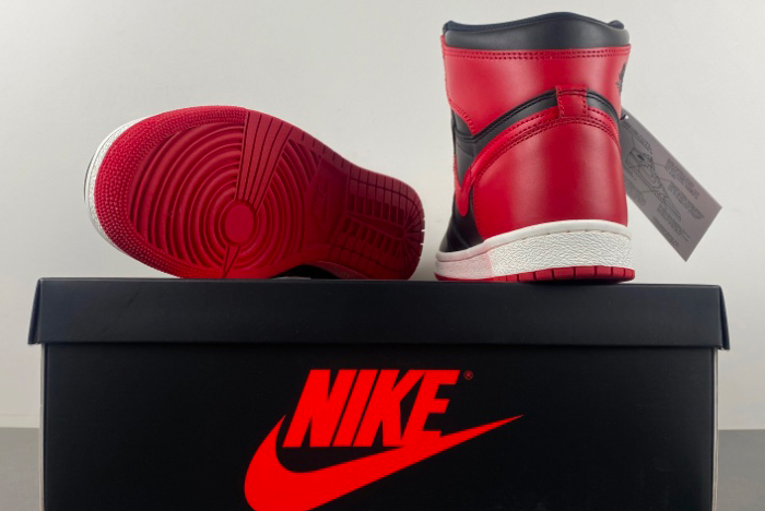 Jordan 1 Retro High 
