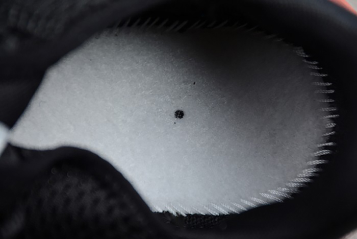 Nike Air Max 270  "Hot Punch" black AH8050-010