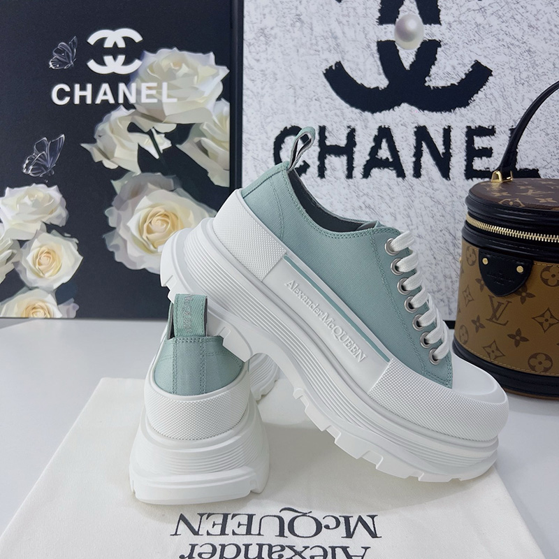 Alexander McQueen GREEN