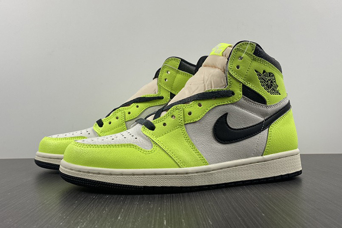 Air Jordan 1 Retro High OG「Visionaire」555088-702
