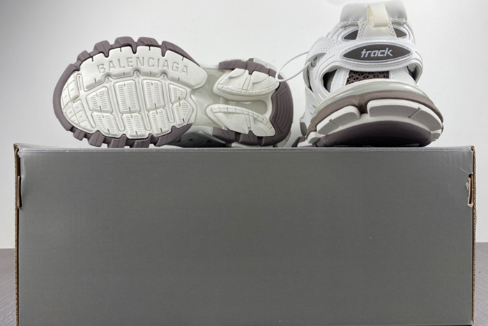 Balenciaga 3.0  Track Sneaker 542436 W5CB2 0609