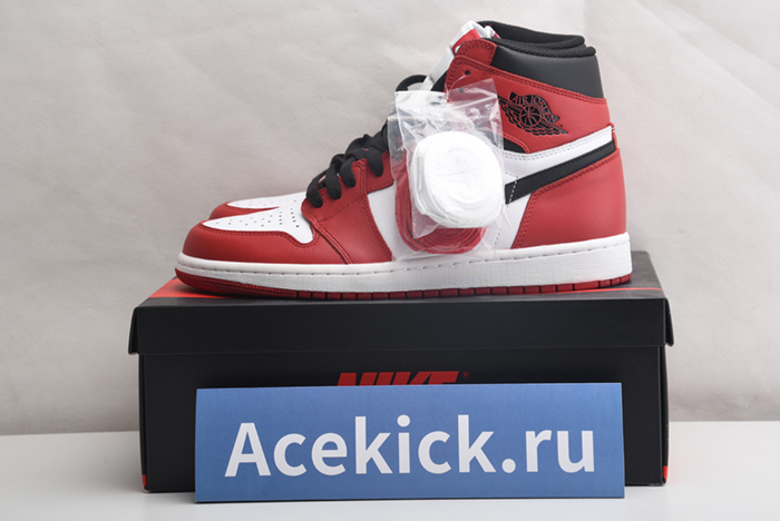 Air Jordan 1 Retro High OG Chicago Red 555088-101