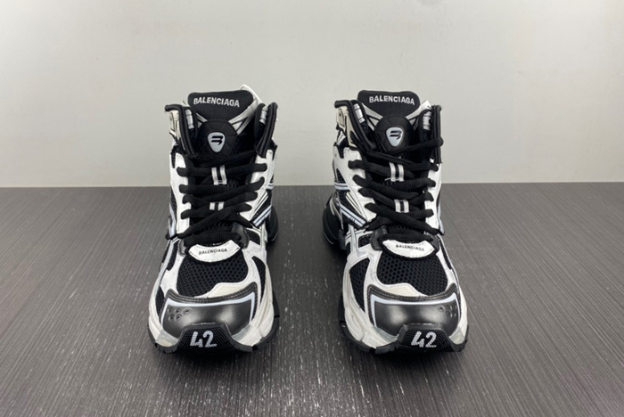 Balenciaga 7.0 Runner High 