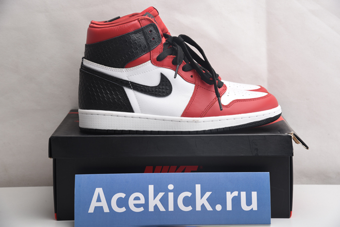 Air Jordan 1 High OG WMNS “Satin Snake” CD0461-601