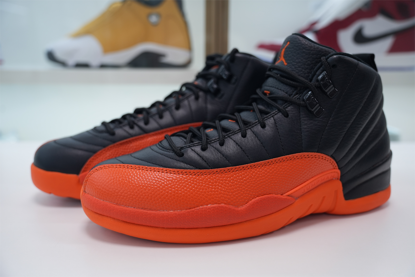 Air Jordan 12 WMNS “Brilliant Orange” FD9101-081