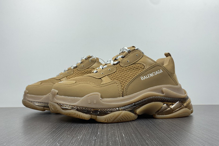 Balenciaga Triple S Black Sneaker  541624 W2GA1 2706