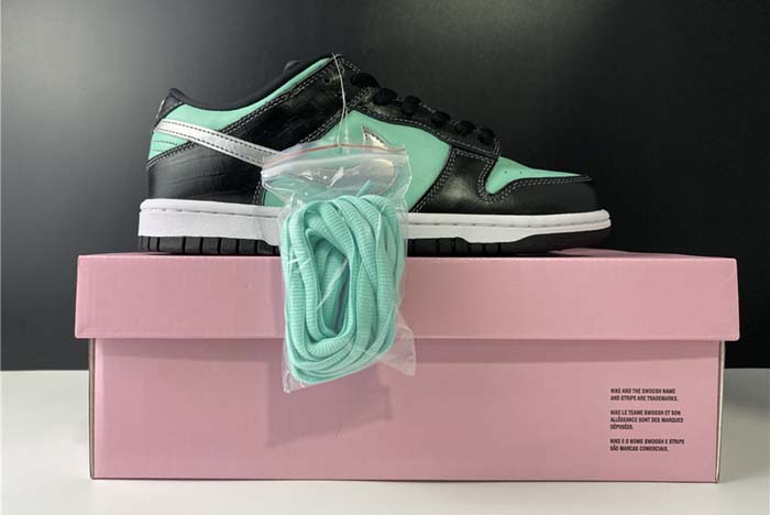 NIKE DUNK SB DIAMOND TIFFANY  304292 402