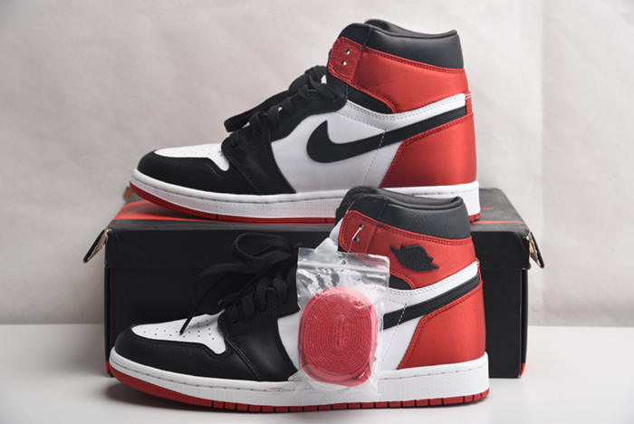 JORDAN 1 RETRO HIGH SATIN BLACK TOE - CD0461-016