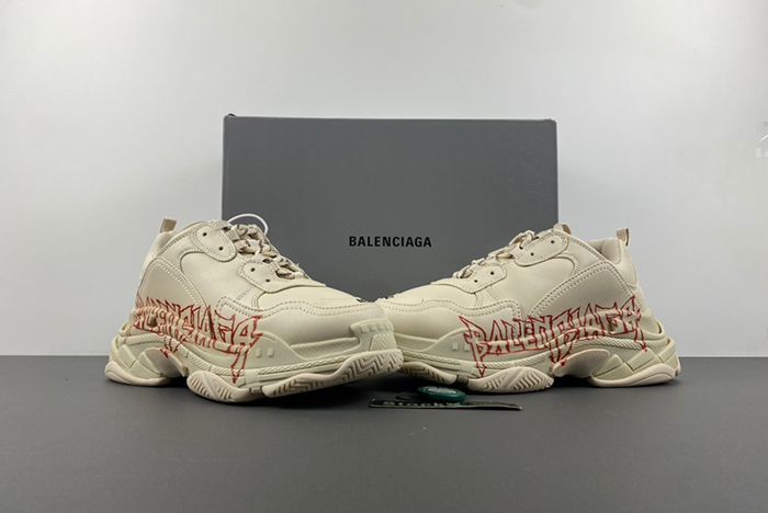 BALENCIAGA CREAM ‘TRIPLES’ SNEAKERS sail 536737 W2FAY 9016