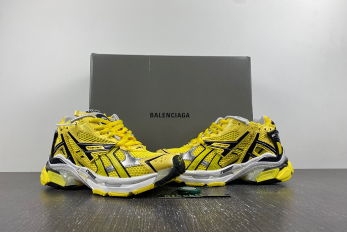 Balenciaga 7.0  TRACK 677402-W2RD3-0510