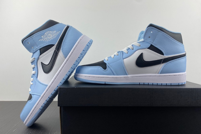 Jordan 1 Mid Ice Blue 555112-401