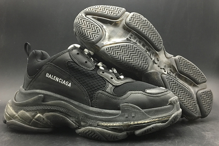 BALENCIAGA TRIPLE S TRAINER 